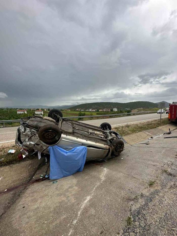 Korkuteli’nde Trafik Kazası: 1 Ölü