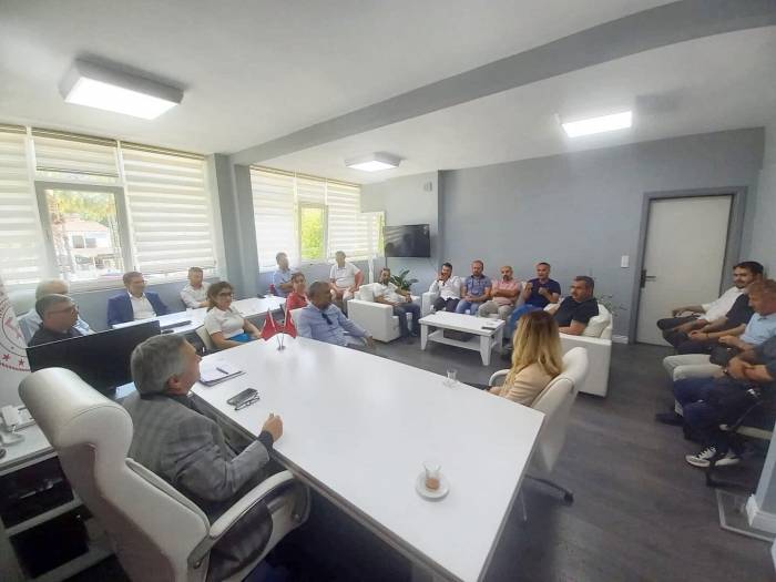 Fethiye’de Deprem Bölgesindeki Gönüllü Öğretmenler Unutulmadı