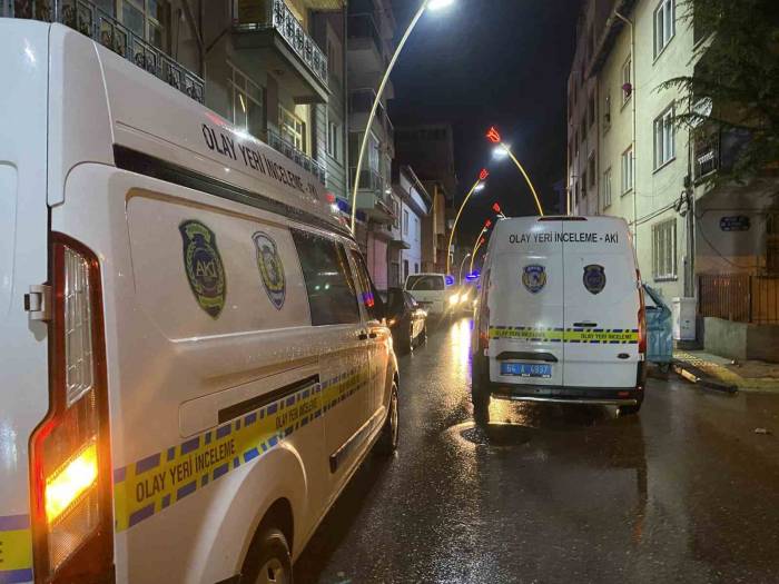 Masaj Salonunda Silahlı Kavga: 1 Ölü, 1 Yaralı