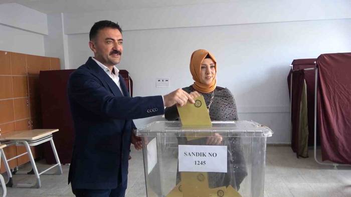 Kırıkkale’de Seçmenler İkinci Tur Oylaması İçin Sandığa Gidiyor