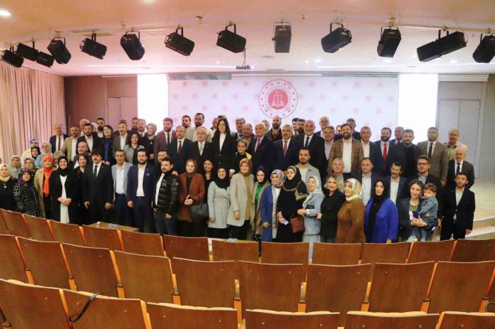 Ak Parti Samsun Milletvekillerinden 4’ü Mazbatalarını Aldı