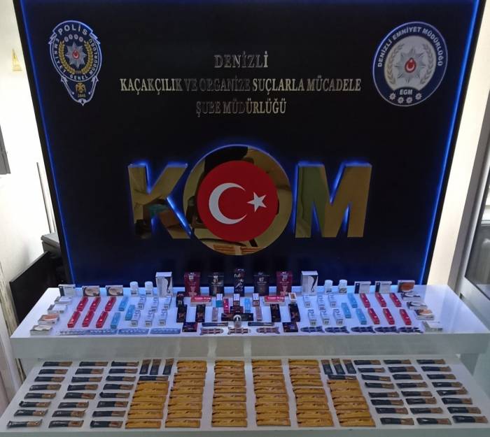 Kaçakçılardan Çok Sayıda Cinsel İlaç Çıktı