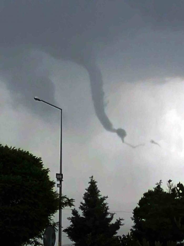 Menteşe’de İlginç Hortum