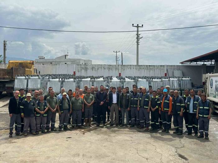 Nazilli’ye Bakanlıktan 505 Yeni Çöp Konteyneri