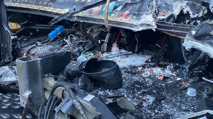 Tem’de Yolcu Dolu Otobüs Tıra Arkadan Çarptı: 1’i Ağır 22 Yaralı