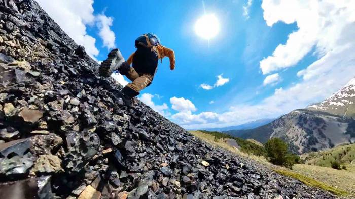 Gümüşhaneli Dağcılar Tarih Dolu Zirveleri Aştı