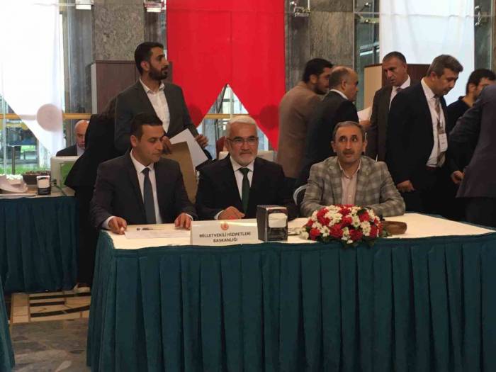 Milletvekili Kayıtları Devam Ediyor: Hüda-par’lı Vekiller Kayıtlarını Yaptırdı