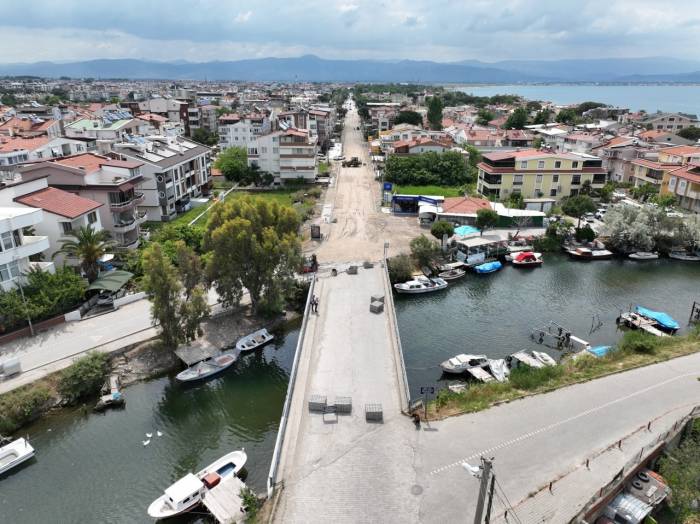 İkizçay Mahallesi’nde Yollar Yenileniyor