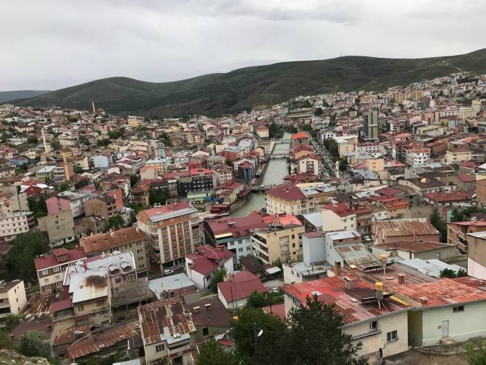 Bayburt Seçimlerde Birinciliği Elden Bırakmıyor