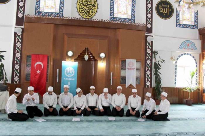 En Güzel Hutbeyi Okumak İçin Yarıştılar