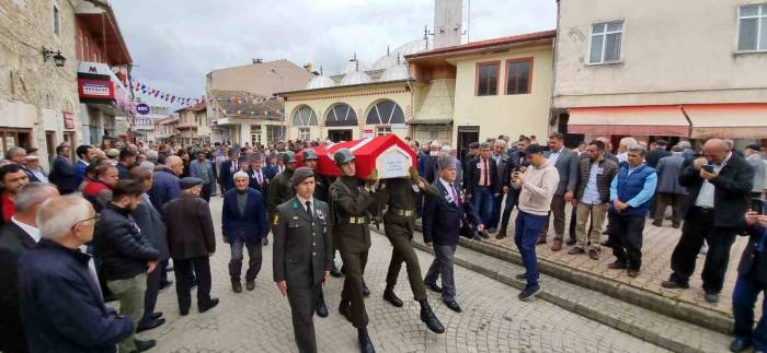 Kore Gazisi Törenle Son Yolculuğuna Uğurlandı