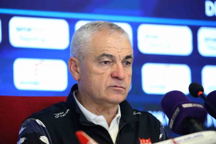 Rıza Çalımbay’dan Ayrılık Yanıtı: “henüz Karar Vermedim”