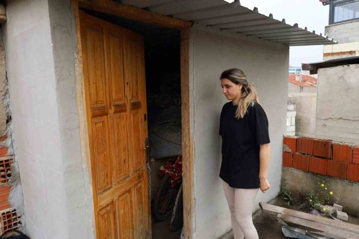 Düğüne Hazırlanan Gelin Adayının Çeyizleri Çalındı