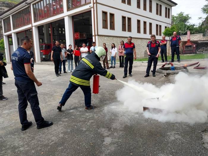 Safranbolu’da İtfaiyeden Sertifikalı Eğitim