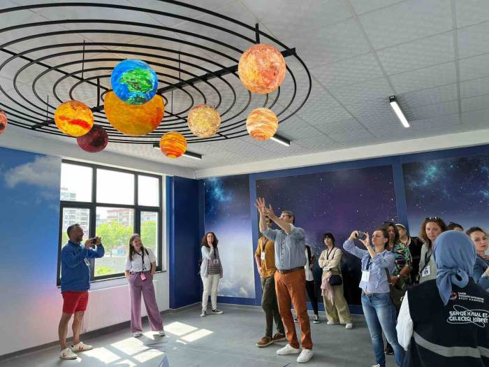 Avrupalı Öğretmenlerden Canik Keşif Kampüsü’ne Övgü