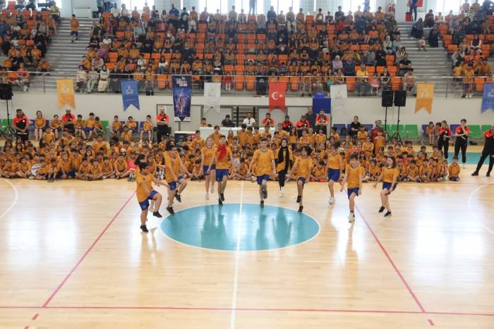 Darıca’da Çocuklar Yaz Spor Okullarında Eğlenecek