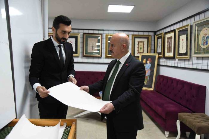 El Yapımı Mukavemeti Yüksek Kağıtlar Üretiliyor