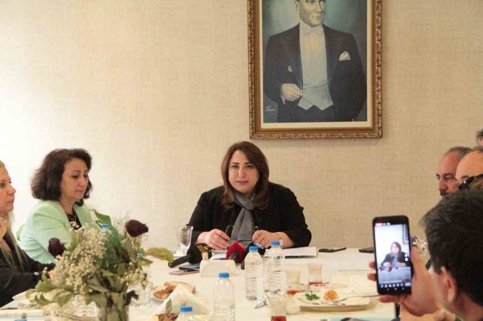 Müdür Töre Lgs Ve 2022-2023 Eğitim Öğretim Yılı Hakkında Bilgi Verdi