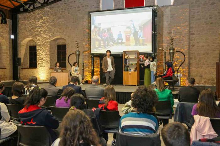 Mega Liseler Arası Tiyatro Yarışmasında Final Heyecanı