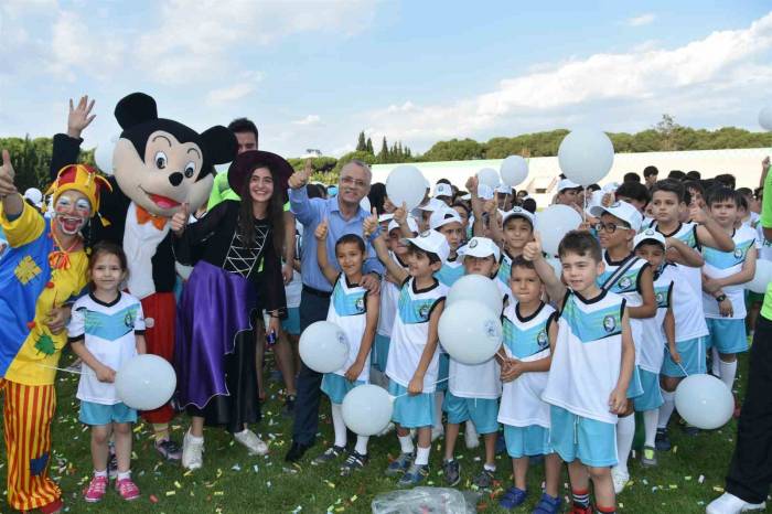 Salihli Belediyesi’nin Ücretsiz Yaz Spor Kursları 6 Branşta Açılıyor