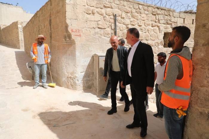 Artuklu’da Sokak İyileştirme Çalışmaları Devam Ediyor