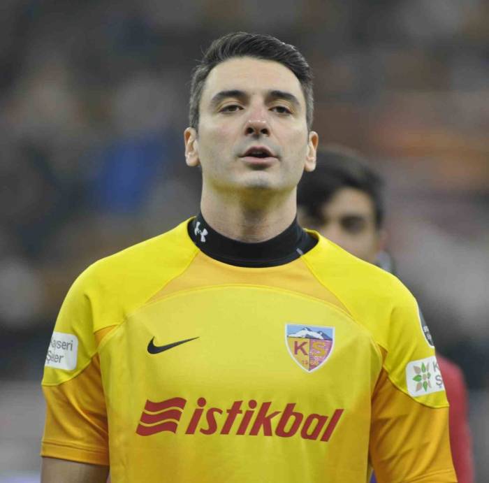 Kayserispor, Cenk Gönen İle Devam Etmeyecek