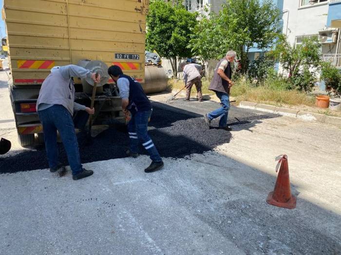 Bozulan Yollarda Bakım Çalışması