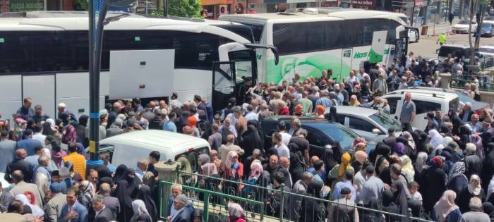 Bingöl’den Kutsal Topraklara Gidecek İlk Hac Kafilesi Uğurlandı