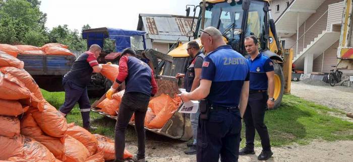 Kaçak Kömürleri İnternetten Sipariş Alıp Evinden Satıyordu