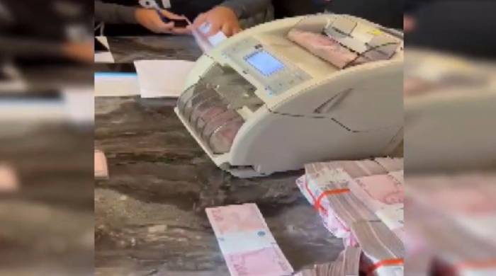 İzmir’de Tefeci Çetesine Operasyon: 7 Gözaltı