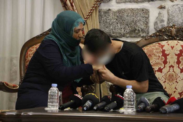 Evlat Nöbetinde 42. Aile Çocuklarına Kavuştu