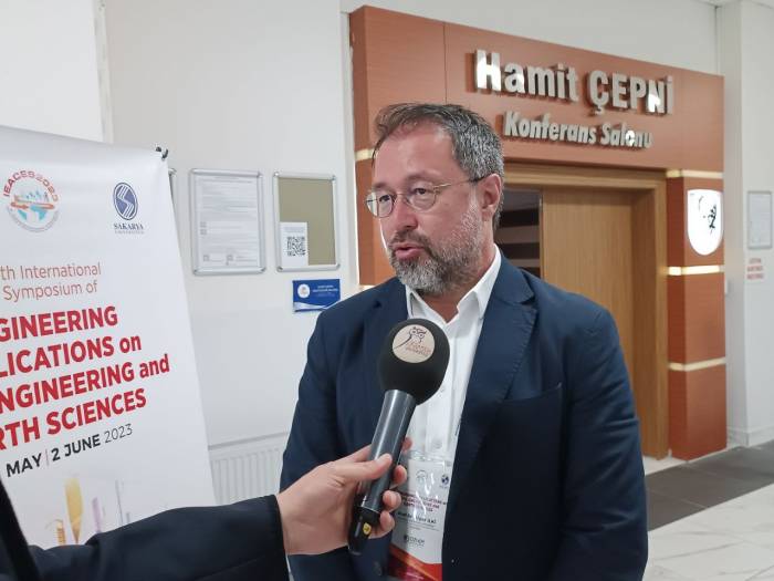 Kentsel Dönüşümde İstanbul, Bursa, İzmir Uyarısı