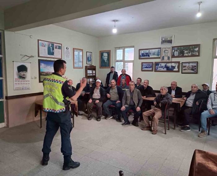 Jandarma’dan 10 Bin 586 Kişiye Trafik Kuralı Eğitimi