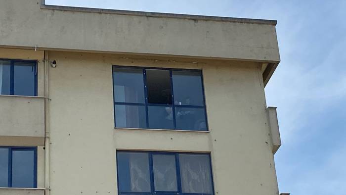 4. Kattan Düştü, Yaralı Kurtuldu