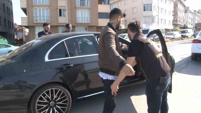 Maltepe’de Okul Önlerinde Denetim