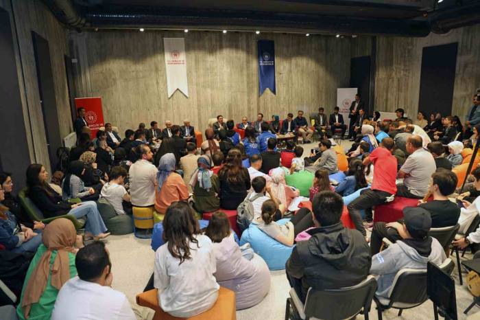 Talas’ta Gençliğin Buluşma Noktası ’genç Ofis’