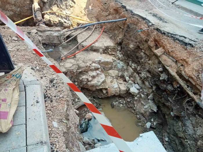 İzmir’deki Altyapı Çalışmasından Tarih Çıktı