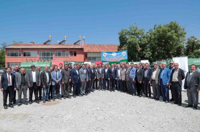 Vanlı Çiftçilere Sıvat Desteği