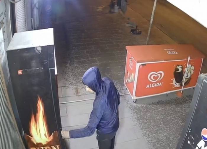 Ağrı’da 6 Ayrı Hırsızlık Güvenlik Kameralarına Yansıdı