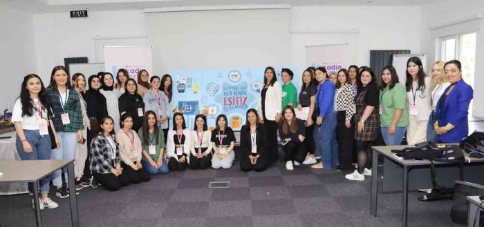 Genç Kızlar Enerji Sektörünü Tanıdı