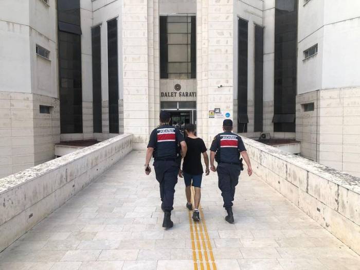 Kesinleşmiş Hapis Cezası Bulunan İki Kişi Yakalanarak Cezaevine Gönderildi