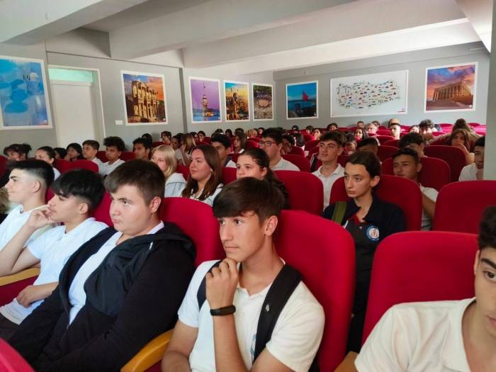 Öğrencilere, Çevre Sorunlarının Yaban Hayatına Etkileri Anlatıldı