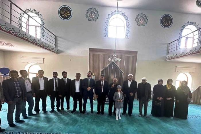 Hazret-i İbrahim Camii Dualarla İbadete Açıldı