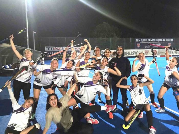 Muğla’daki Okul Şampiyonada Grup Lideri Oldu