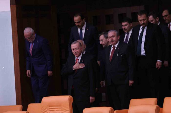 Tbmm’de Yeni Yasama Dönemi Başladı