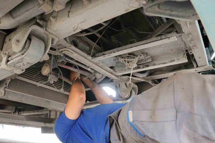 Lgs Sınavı Öncesinde Otobüslerdeki Havalı Kornalar Söküldü