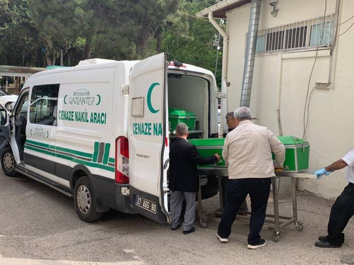 Traktör Kazasında Ölenlerin Cenazeleri Ailelerine Teslim Edildi