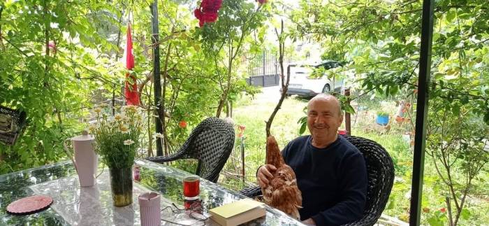 Gazeteciliğin 30 Yıllık Yorgunluğunu Böyle Atıyor