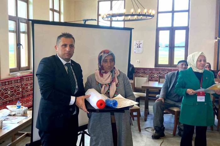 Kadın Çiftçilere "uygulamalı Süt Hijyeni Eğitimi" Verildi