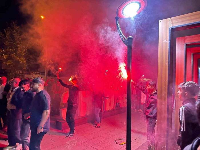 Bingöl’de Cevdet Yılmaz Coşkusu